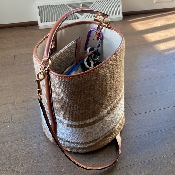 Bucket Bag - Picture 5 of 5